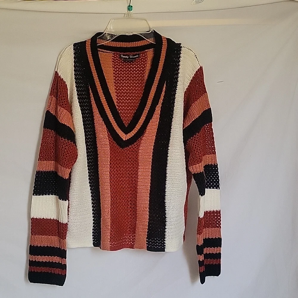 Sweater - Picture 1 of 1